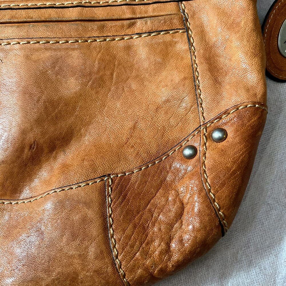 Fossil Vintage Leather Crossbody Bag - Picture 14 of 16